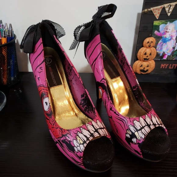 Zombie Stompers: Gold Digger - Picture 2 of 4